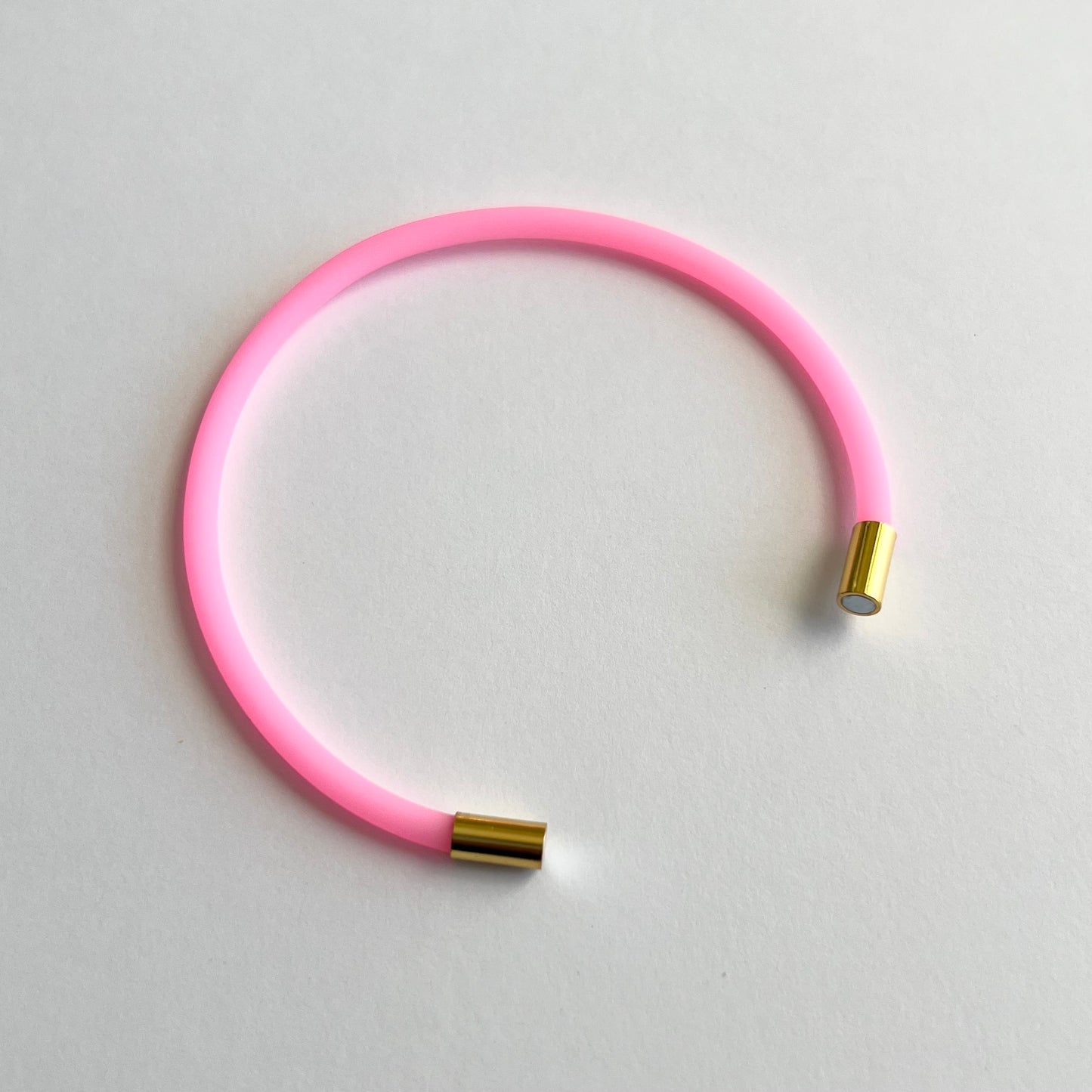 Robyn Magnetic Clasp Soft-Touch Silicone Bracelet-Pastel Pink