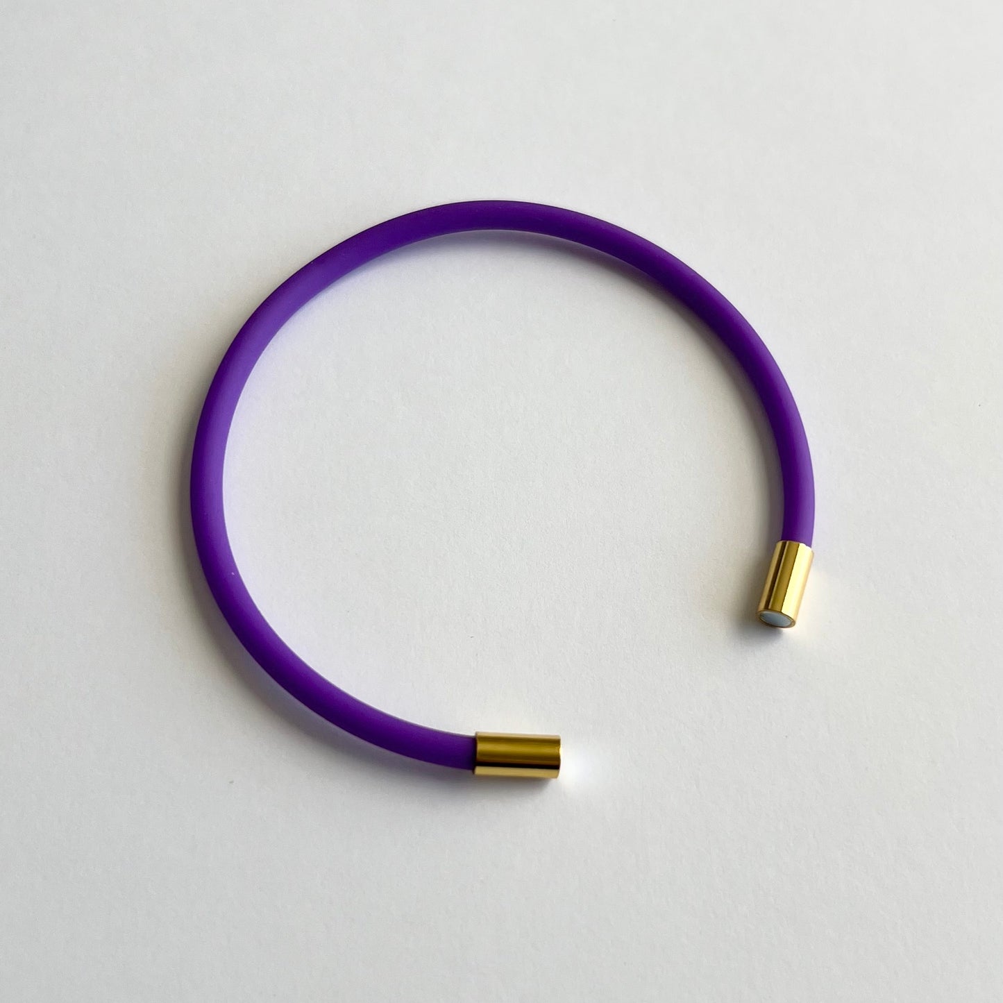 Robyn Magnetic Clasp Soft-Touch Silicone Bracelet-Purple