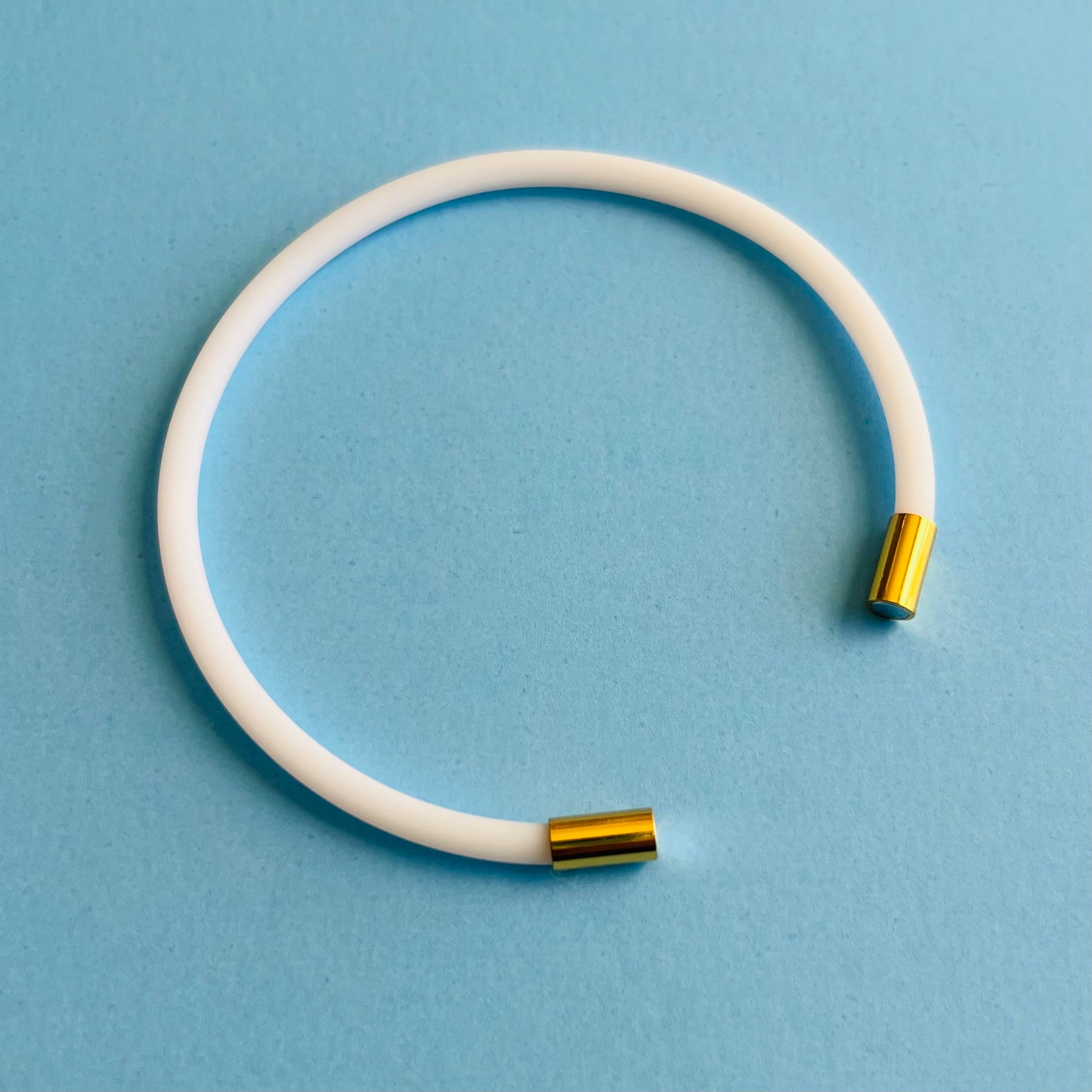 Robyn Magnetic Clasp Soft-Touch Silicone Bracelet-White